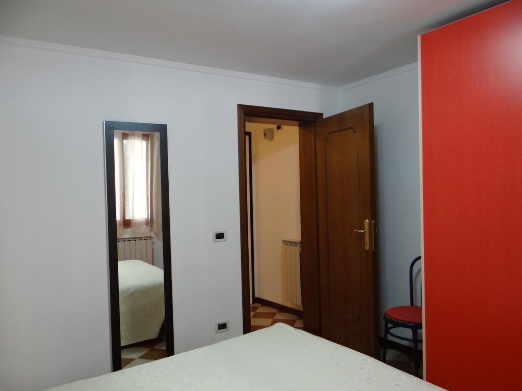 Appartamento Al Ghetto Vecchio Venecia Habitación foto